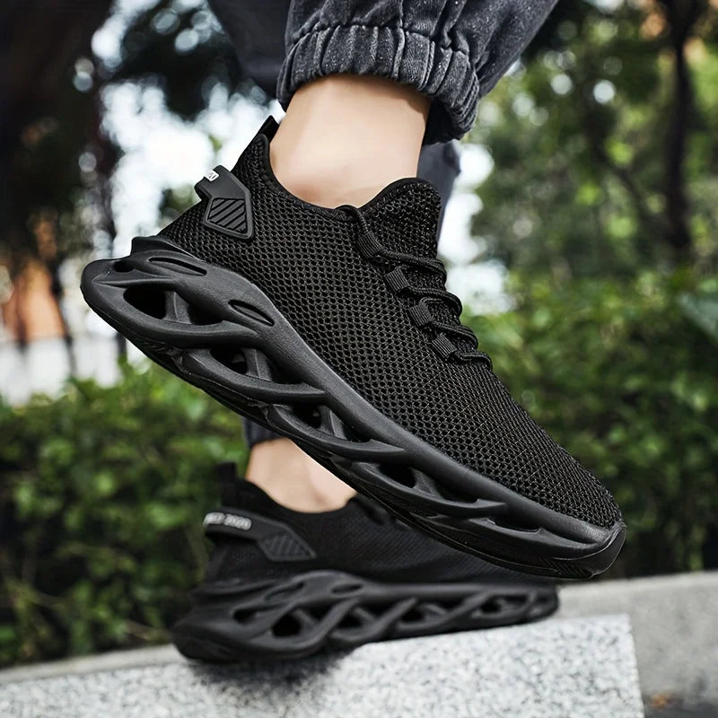 Itim na Sapatos Panlalaking Casual Sneakers Mesh Breathable Shoes Lalaki Running Trainer Man Sports Shoes Lightweight Vulcanize Shoes Plus Si 