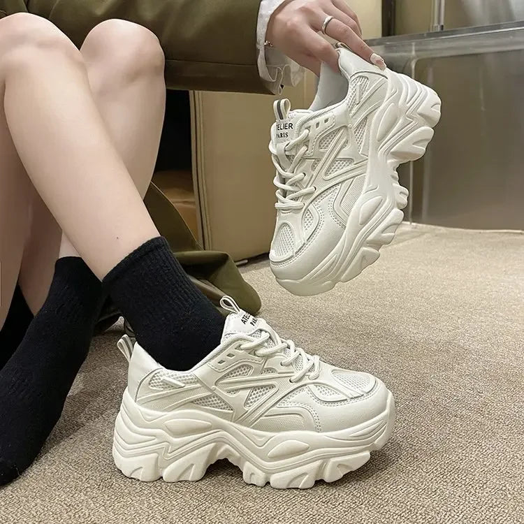 Bagong Itim na Tatay Chunky Sneakers Casual Vulcanized Shoes Babae High Platform Sneakers Lace Up White Sneakers Pambabae 2023 